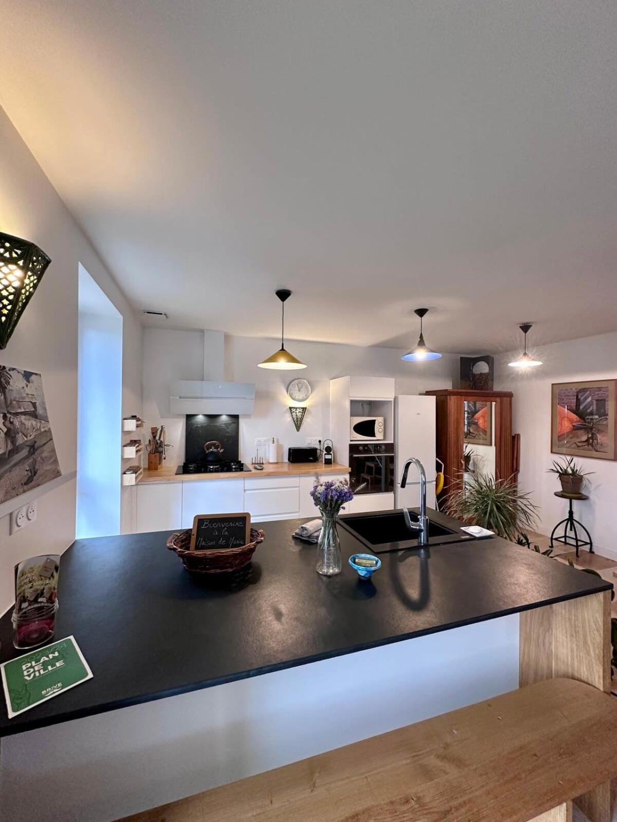 Maison De Marie - T2 Climterrasse - Meyssac Bourg 外观 照片